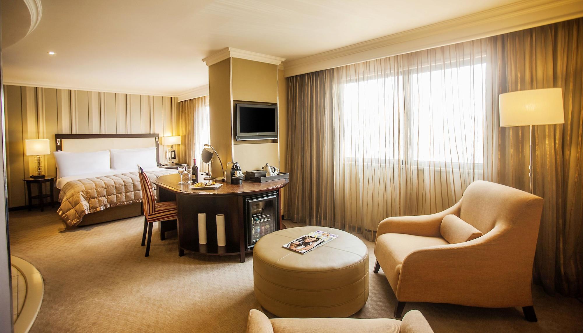 Southern Sun Pretoria Exterior photo